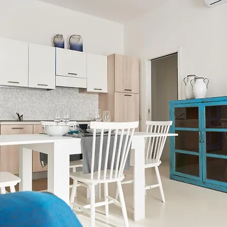 Seabay Aparthotel Golfo Aranci Exterior photo